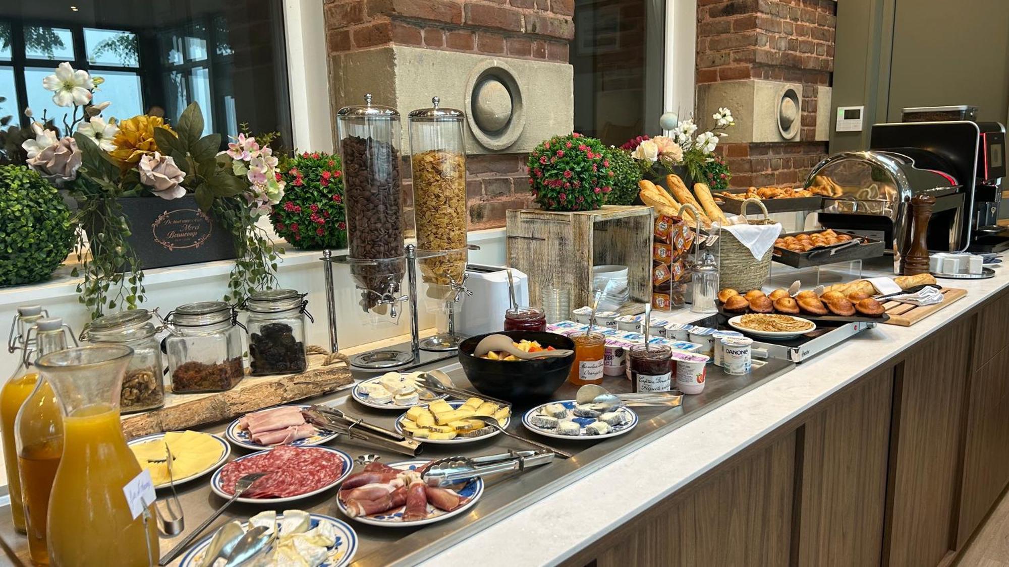 Logis Hotel- Restaurant Le Relais Guillaume De Normandy Saint-Valéry-sur-Somme Ngoại thất bức ảnh